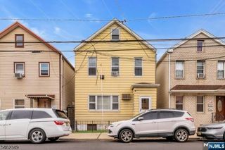 29 Kossuth Street, Newark, NJ 07105