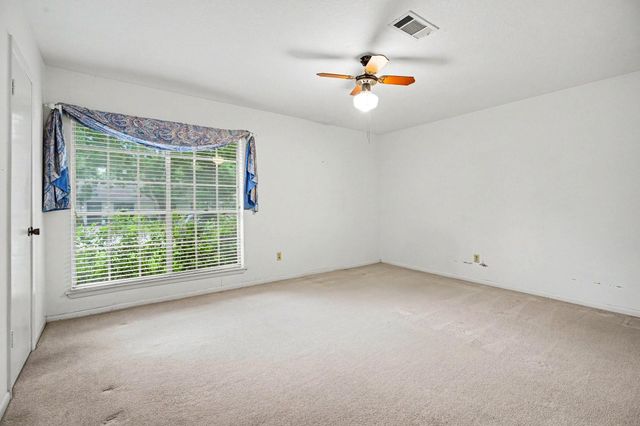 2208 Wyoming Street, Baytown, TX 77520