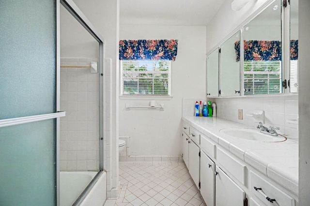 2208 Wyoming Street, Baytown, TX 77520