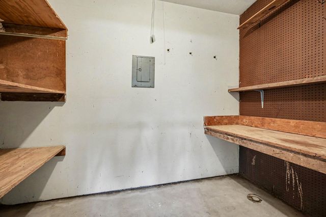 2208 Wyoming Street, Baytown, TX 77520