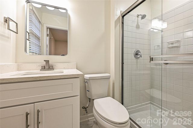 5121 Farm Pond Lane, Charlotte, NC 28212