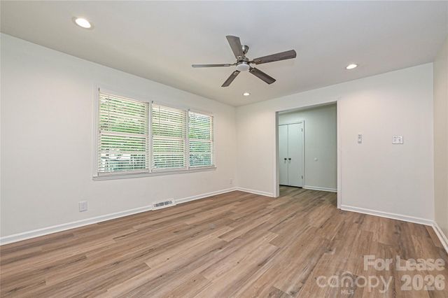 5121 Farm Pond Lane, Charlotte, NC 28212