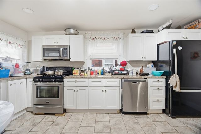 175 Montgomery Avenue, Providence, RI 02905