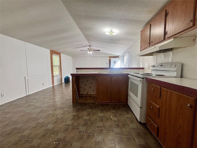 13235 Pecan Tree Drive, Willis, TX 77318