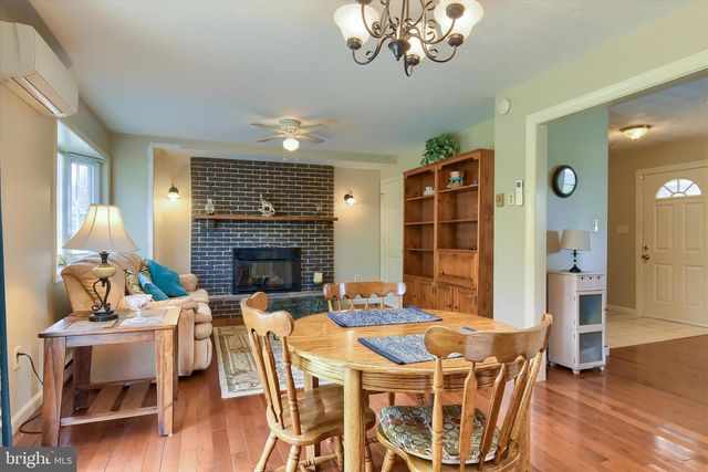 810 CREEK ROAD, Carlisle, PA 17015