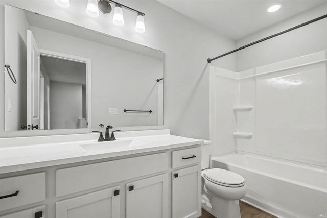 23179 Rumford Drive, South Bend, IN 46628