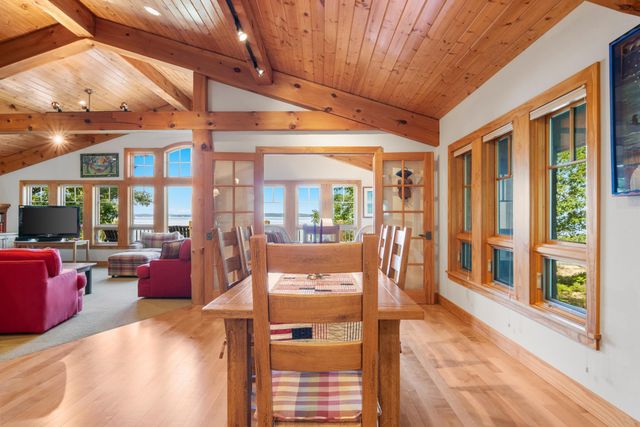 5196 MacKenzie Drive, Milton Twp, MI 49648