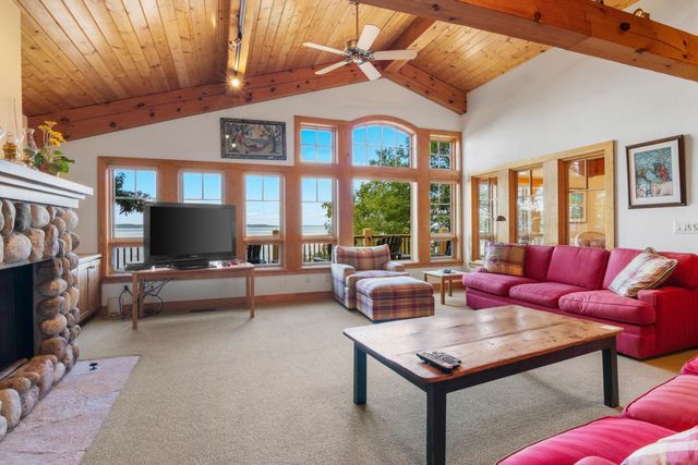 5196 MacKenzie Drive, Milton Twp, MI 49648