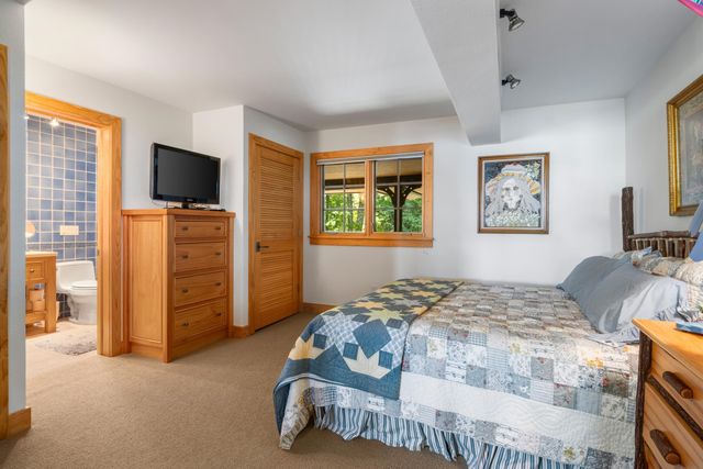 5196 MacKenzie Drive, Milton Twp, MI 49648