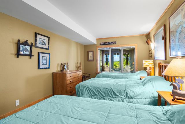 5196 MacKenzie Drive, Milton Twp, MI 49648