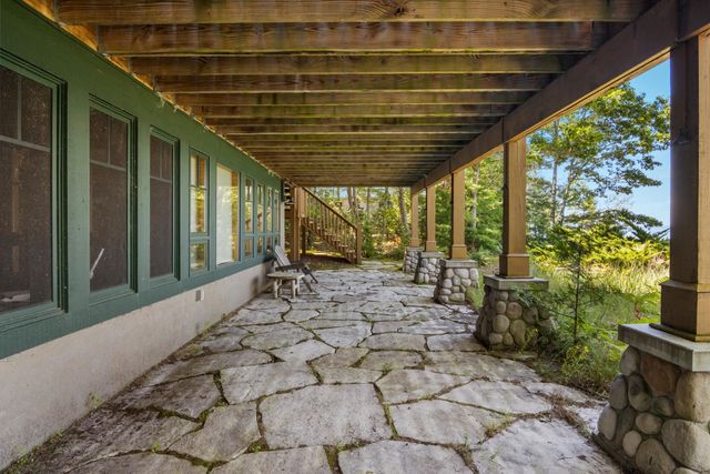 5196 MacKenzie Drive, Milton Twp, MI 49648