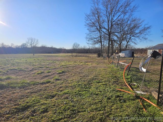 121 Rural Route 1, Delaware, OK 74027