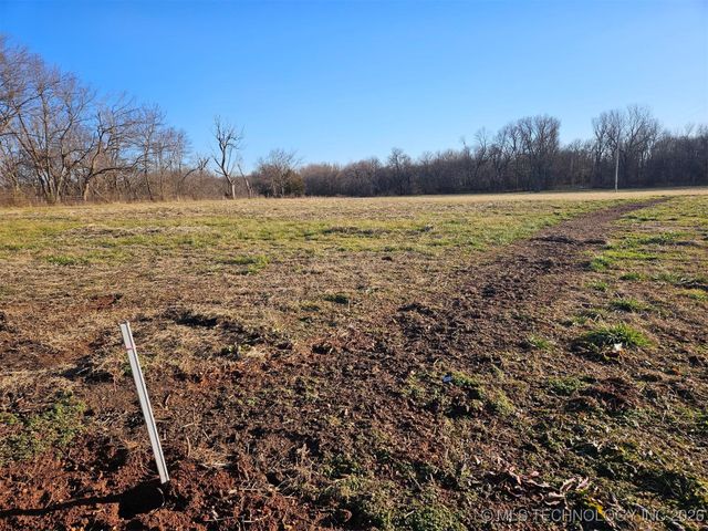 121 Rural Route 1, Delaware, OK 74027