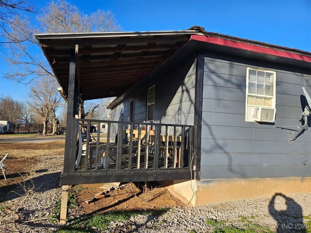 121 Rural Route 1, Delaware, OK 74027