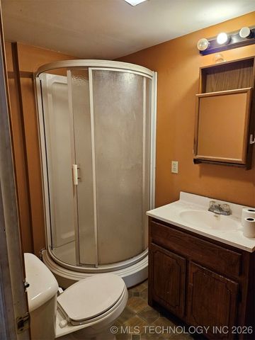 121 Rural Route 1, Delaware, OK 74027