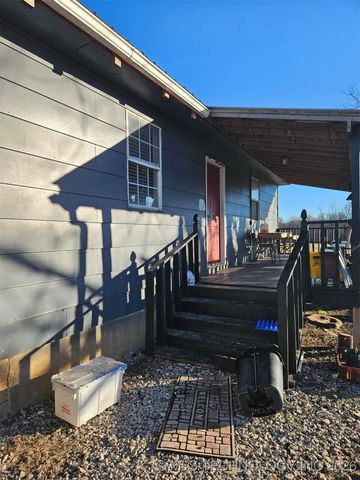 121 Rural Route 1, Delaware, OK 74027
