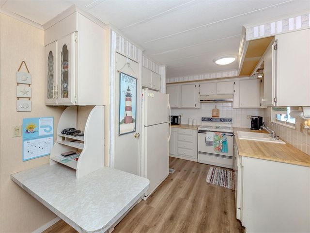 528 TAMPICO DRIVE, North Port, FL 34287