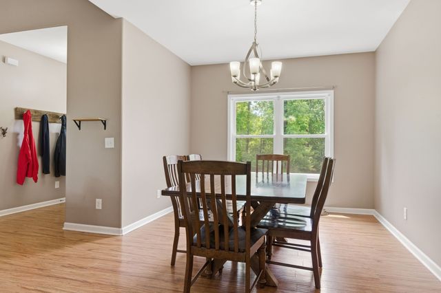 1091 Garton Rd, Burns, TN 37029