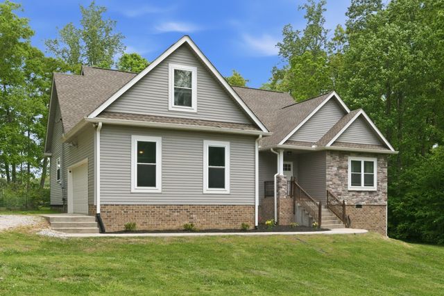 1091 Garton Rd, Burns, TN 37029