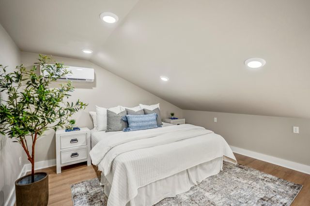9239 Lake Conroe Drive, Conroe, TX 77304
