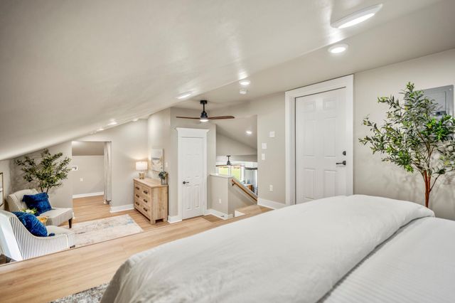 9239 Lake Conroe Drive, Conroe, TX 77304