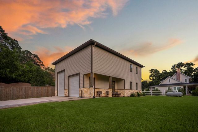 9239 Lake Conroe Drive, Conroe, TX 77304