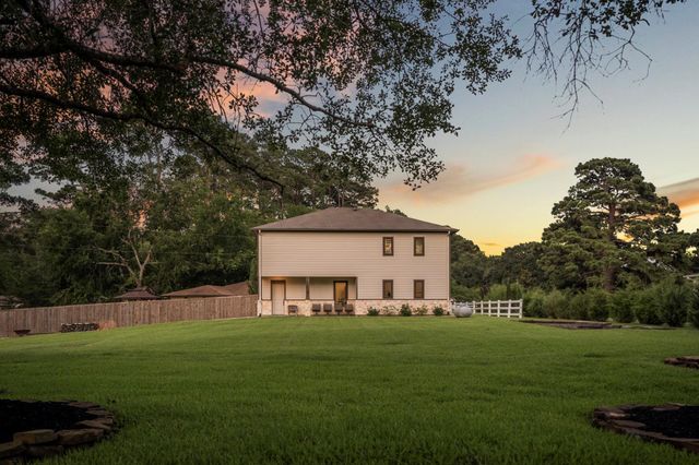 9239 Lake Conroe Drive, Conroe, TX 77304