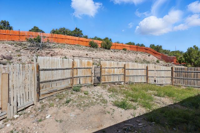 33 TRES HERMANOS Road, Placitas, NM 87043