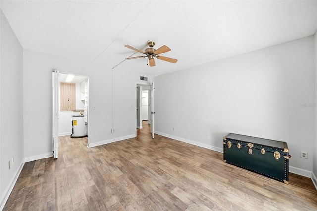 13604 S VILLAGE DRIVE 2210, Tampa, FL 33618
