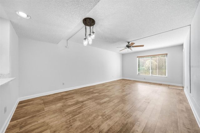 13604 S VILLAGE DRIVE 2210, Tampa, FL 33618