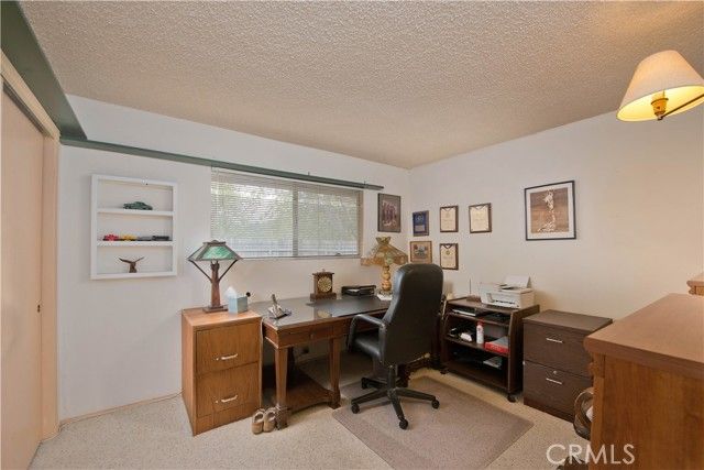 6652 Daryn, West Hills (los Angeles), CA 91307