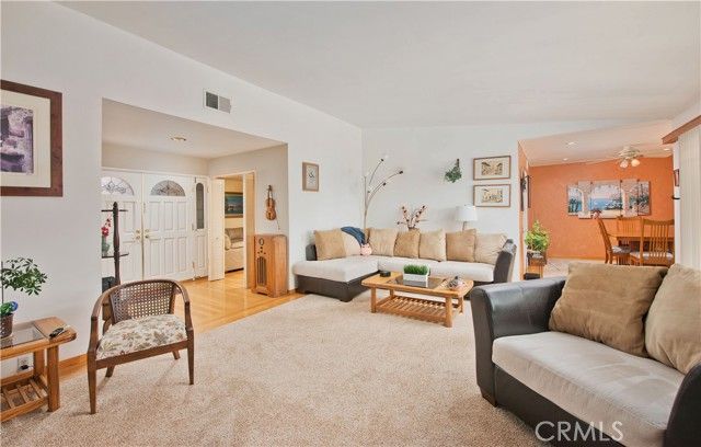 6652 Daryn, West Hills (los Angeles), CA 91307