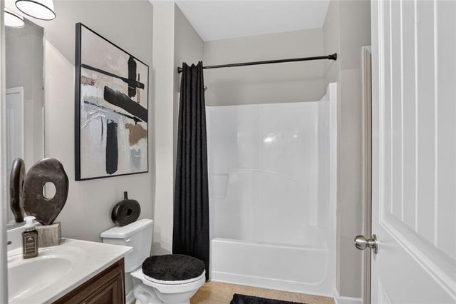 213 Manresa Court, Hampton, GA 30228