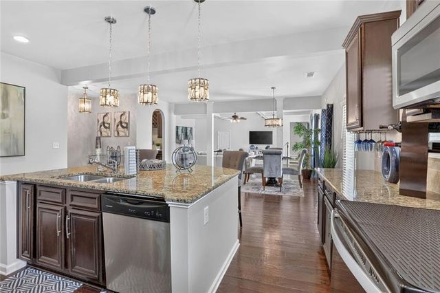213 Manresa Court, Hampton, GA 30228