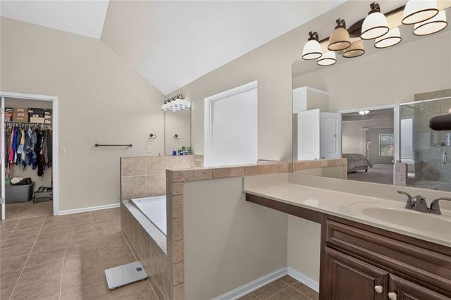 213 Manresa Court, Hampton, GA 30228