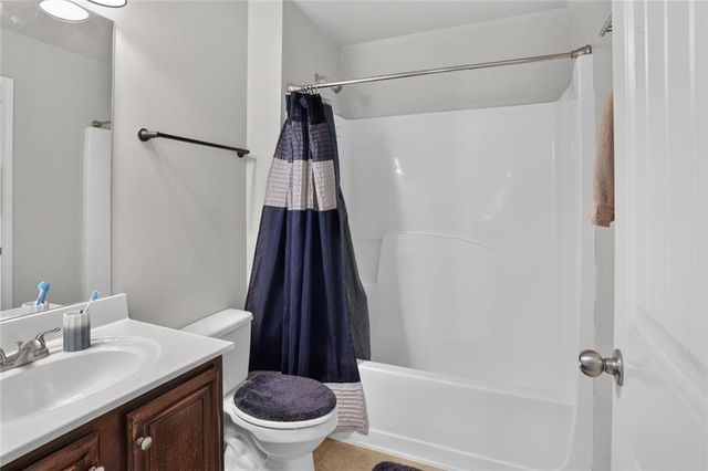 213 Manresa Court, Hampton, GA 30228