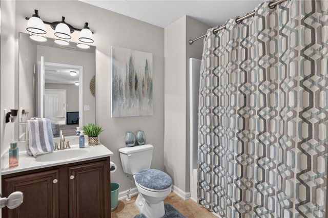 213 Manresa Court, Hampton, GA 30228