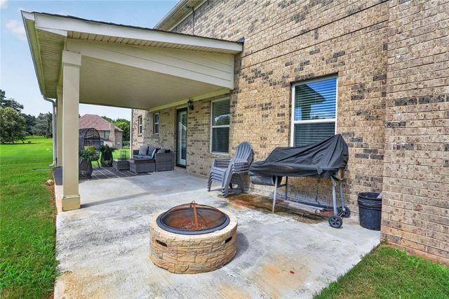 213 Manresa Court, Hampton, GA 30228