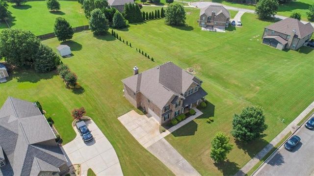 213 Manresa Court, Hampton, GA 30228