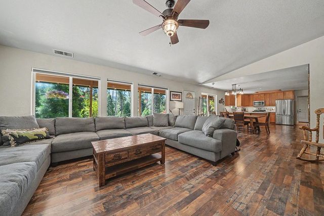 26845 Spring Ct, Pioneer, CA 95666