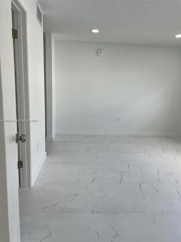 309 S Royal Poinciana Blvd 304, Miami Springs, FL 33166