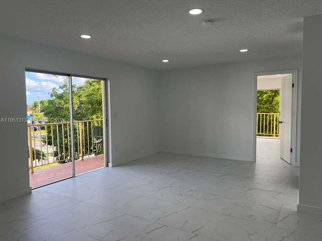 309 S Royal Poinciana Blvd 304, Miami Springs, FL 33166
