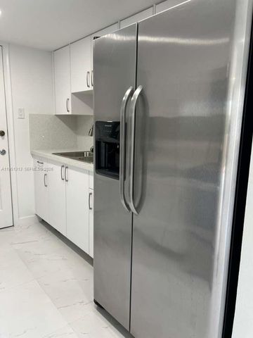 309 S Royal Poinciana Blvd 304, Miami Springs, FL 33166