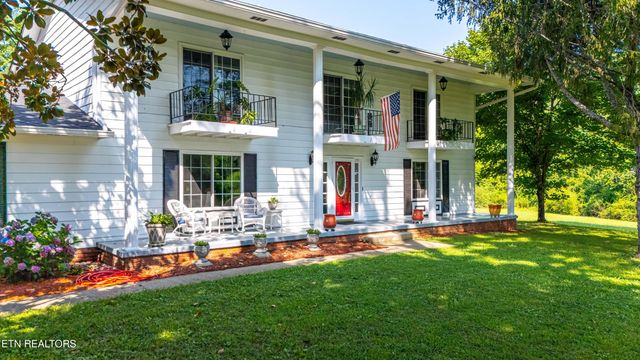 6515 McFall Rd, Knoxville, TN 37918