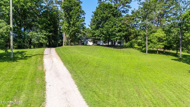 6515 McFall Rd, Knoxville, TN 37918