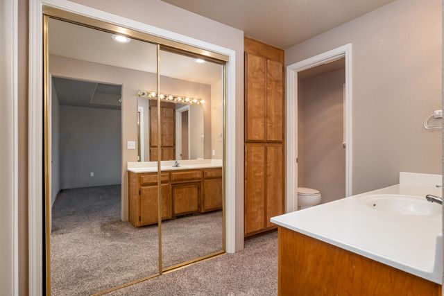 1621 Hollyhock Drive, Medford, OR 97504