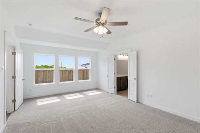 232 Seattle Slew DR, Jarrell, TX 76537