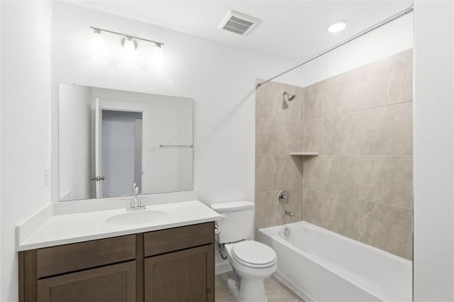 232 Seattle Slew DR, Jarrell, TX 76537