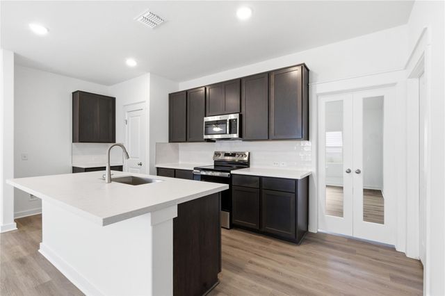 232 Seattle Slew DR, Jarrell, TX 76537