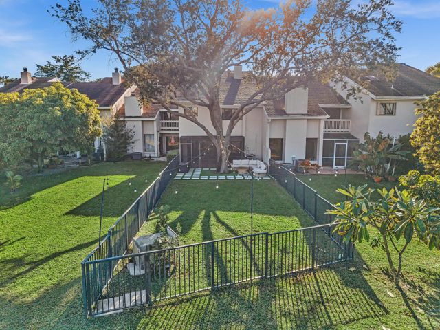 6565 Parkview Drive C, Boca Raton, FL 33433